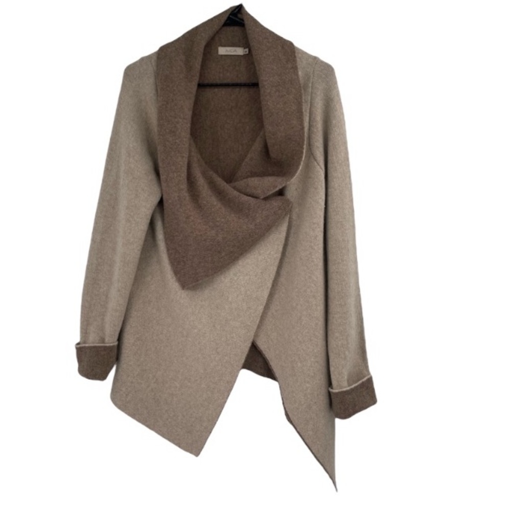 A. IDA Italian Wool Beige Tan Wool Wrap Sweater Size Large